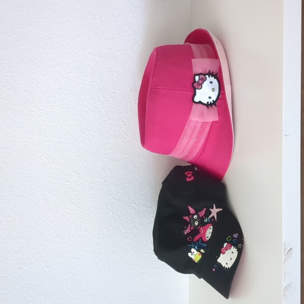 KIDS HELLO KITTY HATS (cap and fedora)